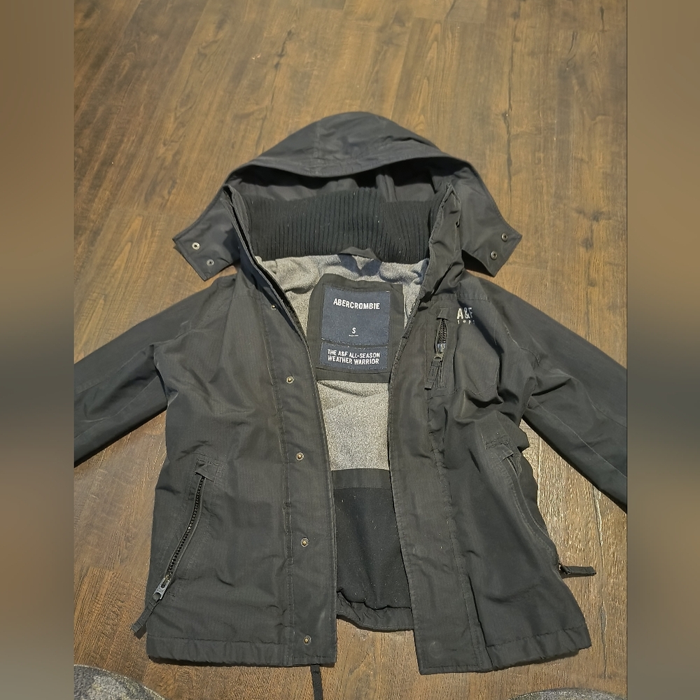 Men's small all season weather warrior jacket (can be unisex) black